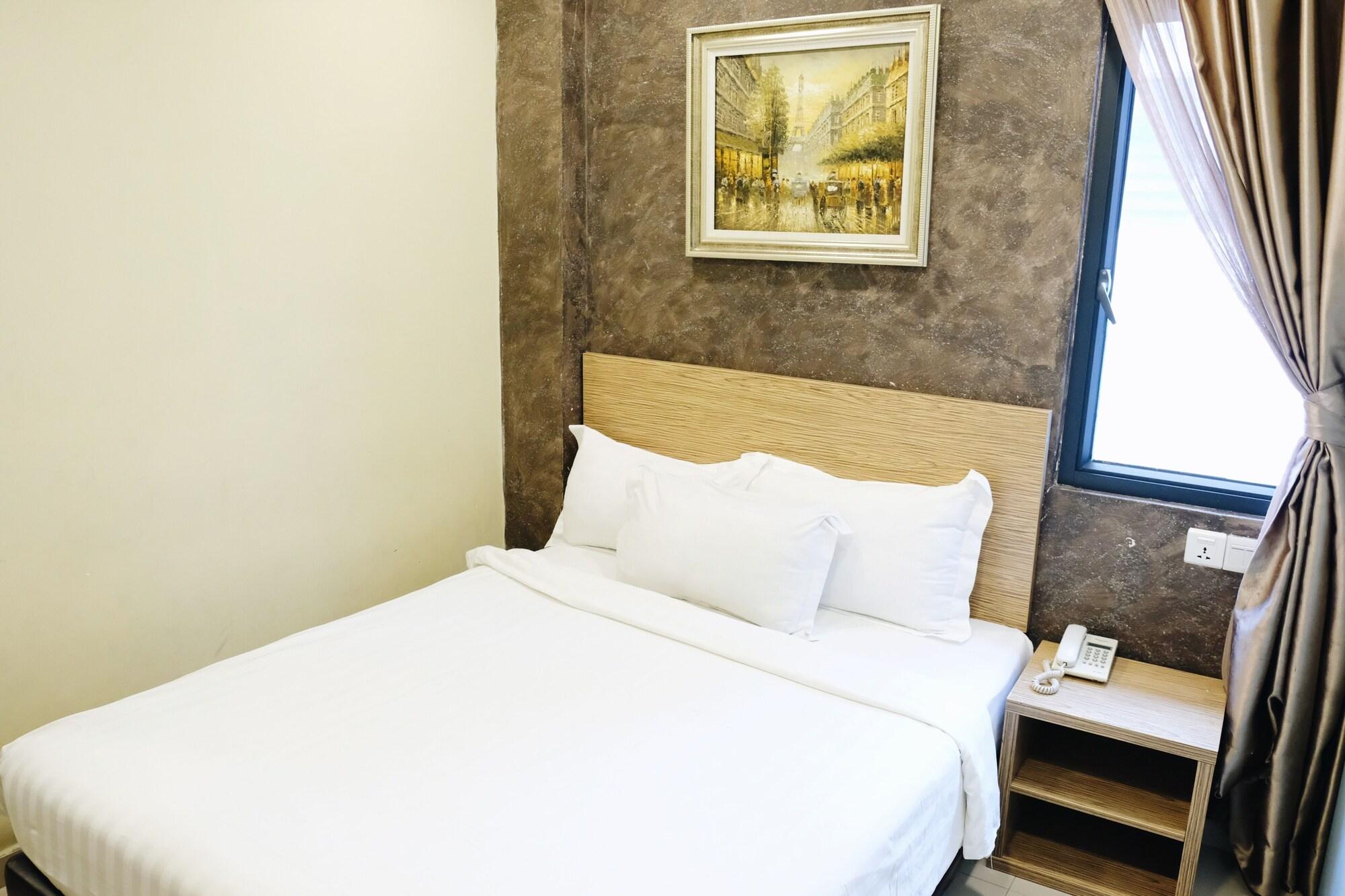 Era Plus Hotel Seri Kembangan Esterno foto
