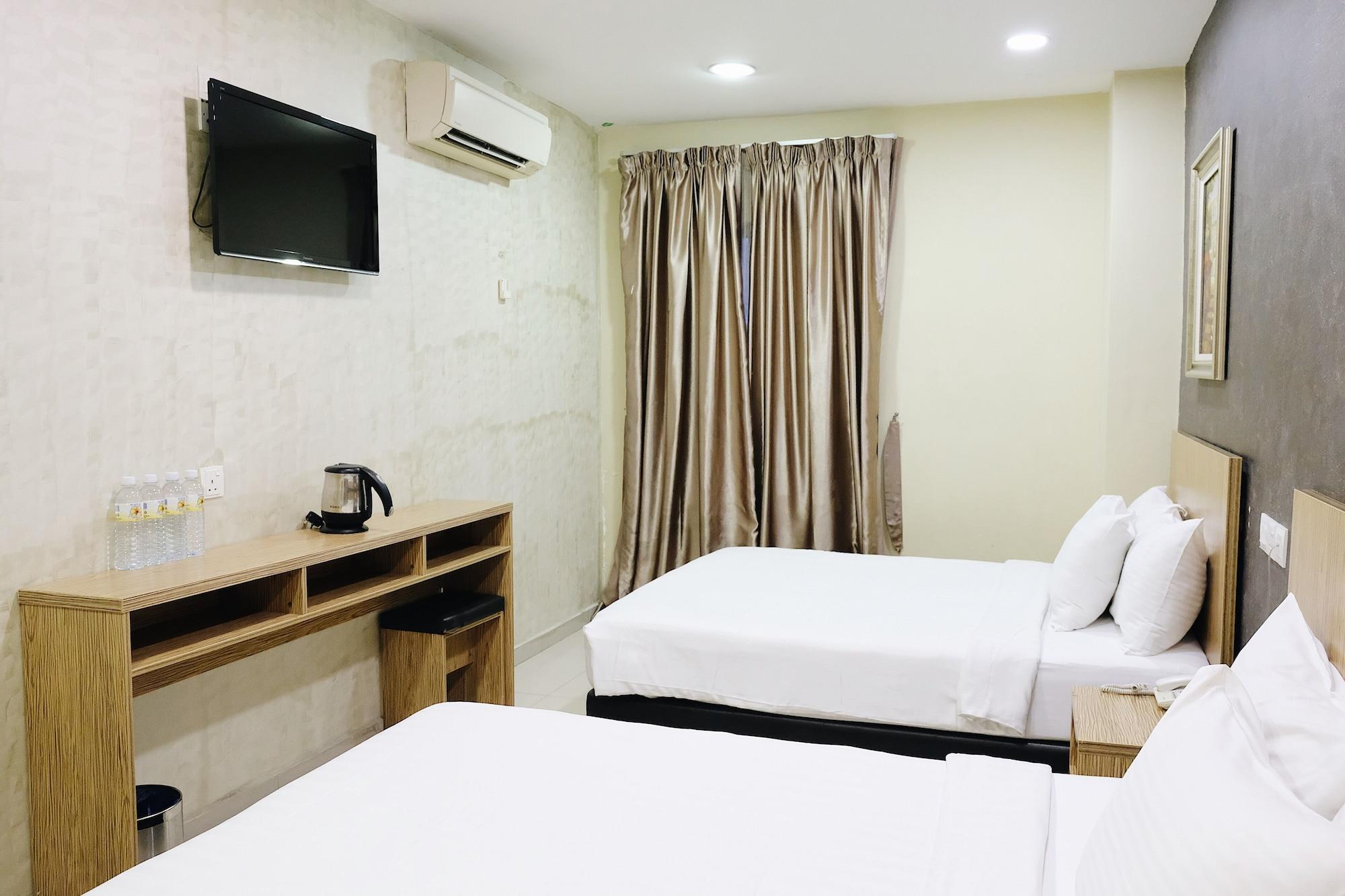 Era Plus Hotel Seri Kembangan Esterno foto